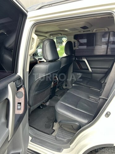 Toyota Land Cruiser Prado 2010, 224,000 km - 4.0 л - Bakı