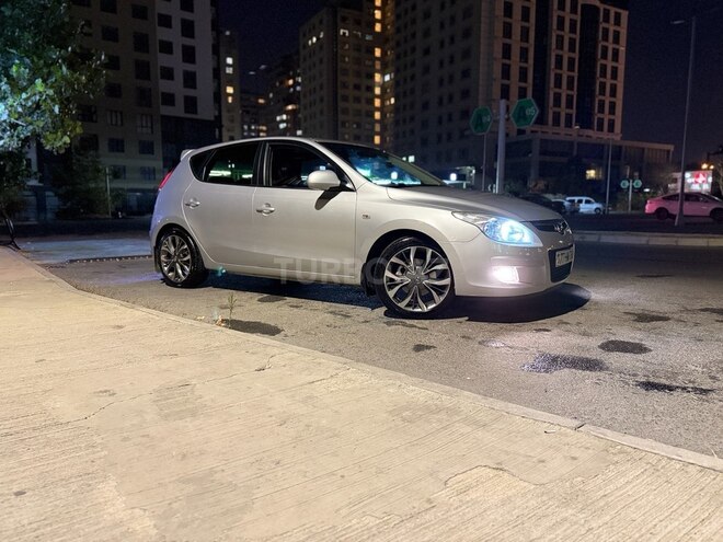Hyundai i30 2008, 242,000 km - 1.6 л - Bakı