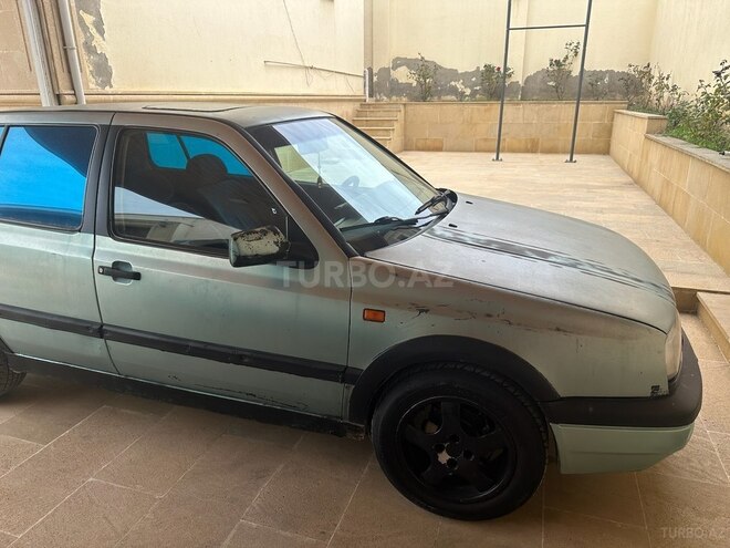 Volkswagen Golf 1992, 250,000 km - 1.8 l - Bakı