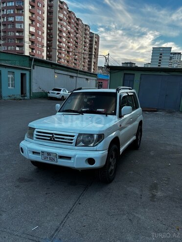 Mitsubishi Pajero io 2000, 287,000 km - 1.8 л - Bakı