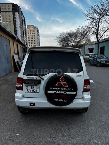 Mitsubishi Pajero io 2000, 287,000 km - 1.8 л - Bakı