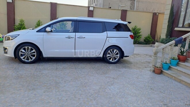 Kia Carnival 2016, 192,000 km - 2.2 l - Bakı
