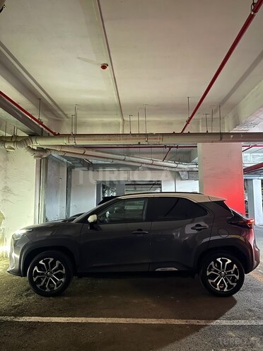 Toyota Yaris Cross 2023, 23,400 km - 1.5 л - Bakı