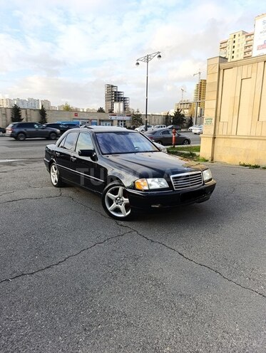 Mercedes C 230 1998, 325,000 km - 2.3 l - Bakı