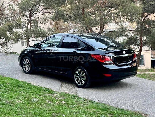 Hyundai Accent 2013, 247,000 km - 1.6 l - Bakı