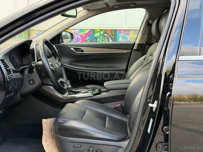 Hyundai Grandeur-11