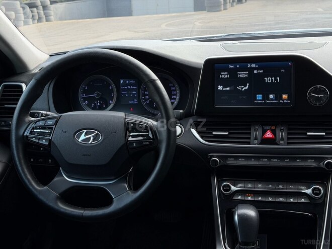 Hyundai Grandeur-10