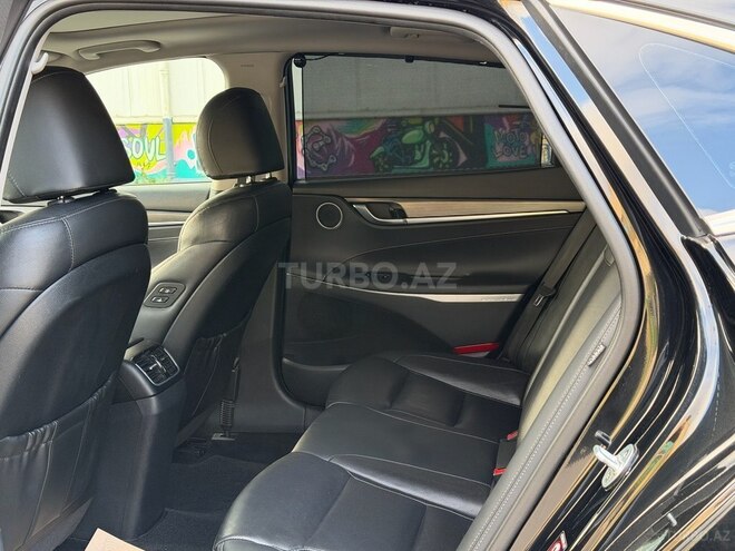 Hyundai Grandeur-12