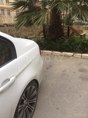 BMW 320 2009, 330,000 km - 2.0 l - Bakı