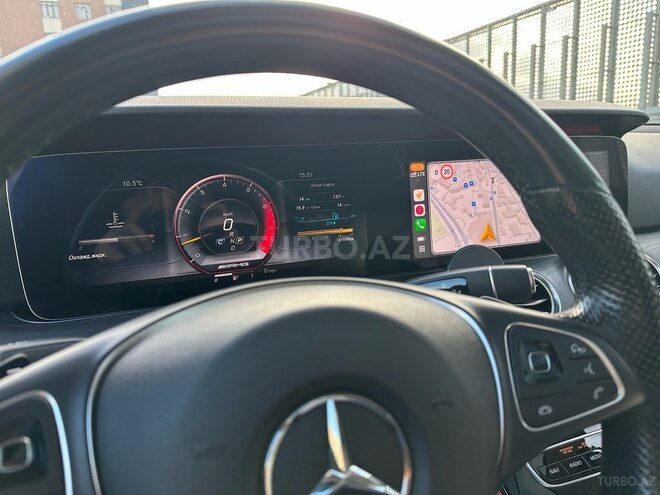 Mercedes E 300-18