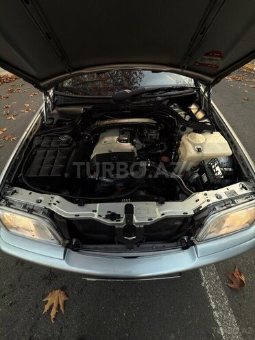 Mercedes C 200 2000, 359,588 km - 2.0 л - Ağsu