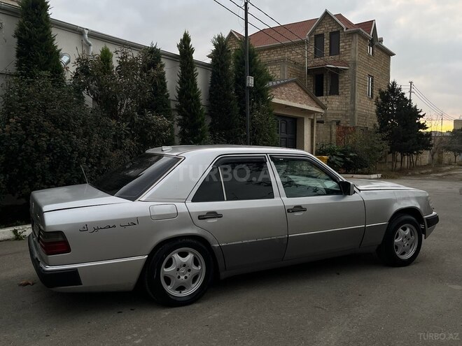 Mercedes 220 E 1993, 246,000 km - 2.2 l - Bakı