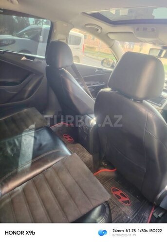 Volkswagen Passat 2009, 330,000 km - 1.8 л - Bakı