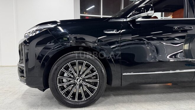 Geely Galaxy M9-5