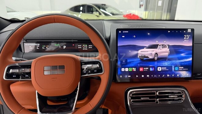 Geely Galaxy M9-23