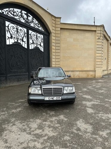 Mercedes E 200 1994, 551,000 km - 2.0 л - Bakı