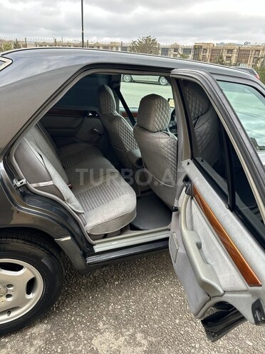 Mercedes E 200 1994, 551,000 km - 2.0 л - Bakı