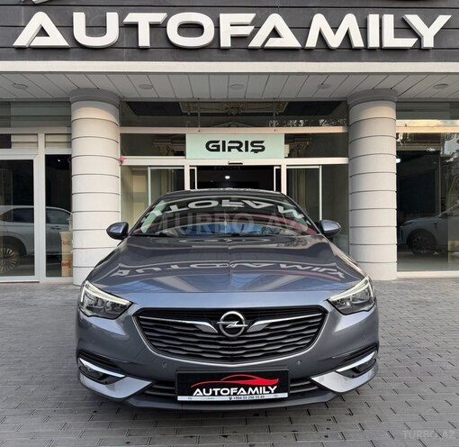 Opel Insignia-2
