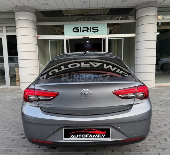 Opel Insignia-5