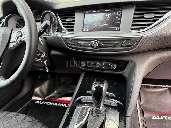 Opel Insignia-9