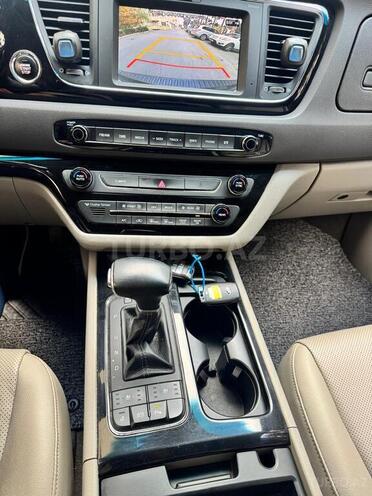 Kia Carnival 2016, 208,534 km - 2.2 l - Bakı