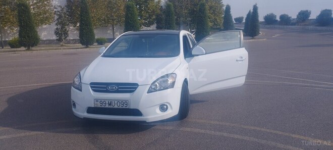 Kia Ceed 2008, 320,000 km - 2.0 л - Kürdəmir