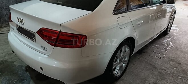 Audi A4 2010, 113,000 km - 2.0 l - Bakı