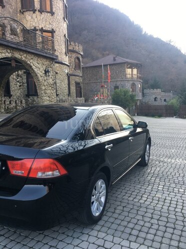 Kia Optima 2010, 251,000 km - 2.0 l - Qax