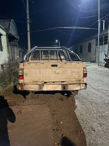 Mitsubishi L200 2003, 100,000 km - 2.5 l - Gəncə