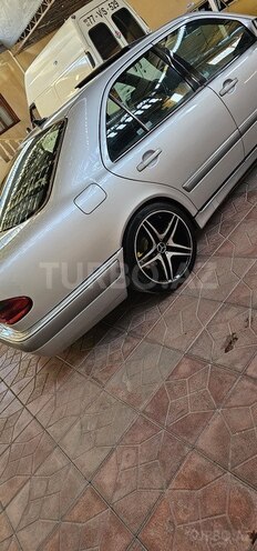 Mercedes E 240 1998, 339,805 km - 2.4 l - Şəmkir