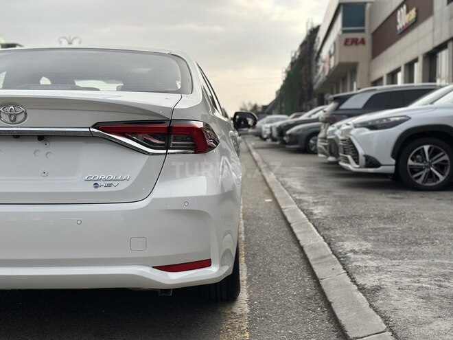 Toyota Corolla-12