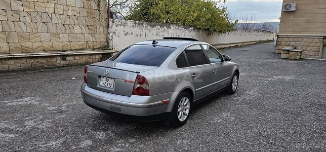 Volkswagen Passat 2004, 292,000 km - 1.8 л - Şamaxı