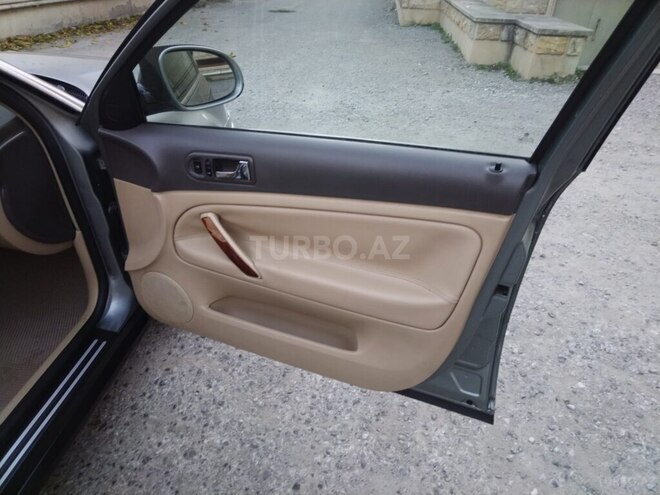 Volkswagen Passat 2004, 292,000 km - 1.8 л - Şamaxı
