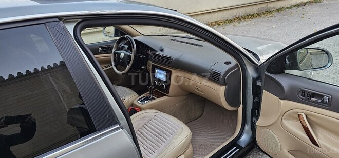Volkswagen Passat 2004, 292,000 km - 1.8 л - Şamaxı