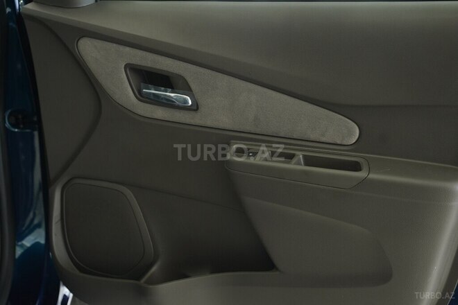 Chevrolet Cobalt-11