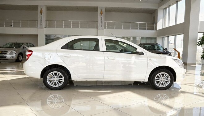 Chevrolet Cobalt-15