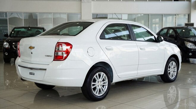Chevrolet Cobalt-14
