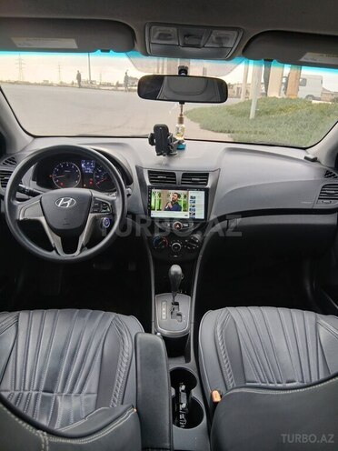 Hyundai Accent 2015, 217,261 km - 1.6 l - Bakı