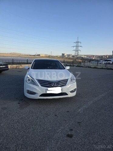 Hyundai Azera-1