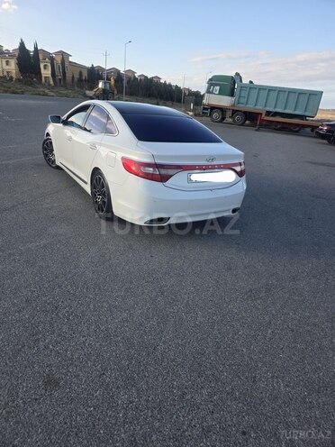 Hyundai Azera-2