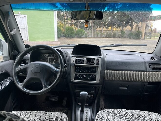 Mitsubishi Pajero io 1998, 370,000 km - 1.8 л - Bakı