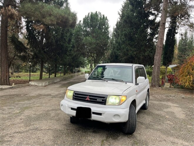Mitsubishi Pajero io 1998, 370,000 km - 1.8 л - Bakı