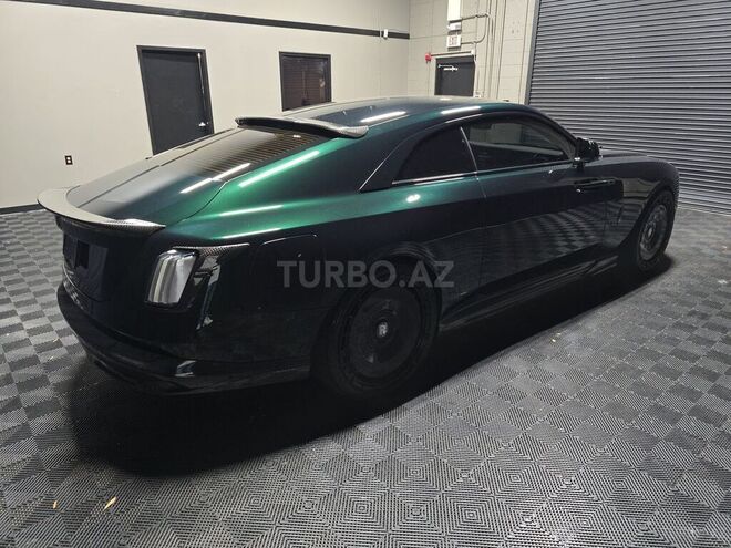 Rolls-Royce Spectre-4
