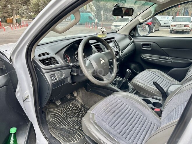 Mitsubishi L200 2022, 155,000 km - 2.4 l - Bakı