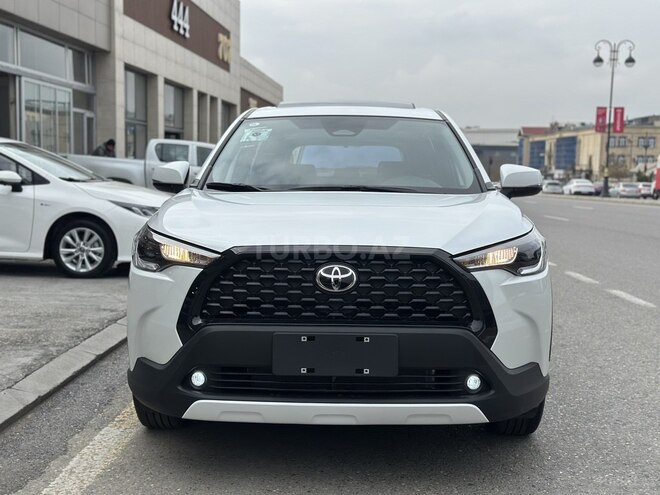 Toyota Corolla Cross-1