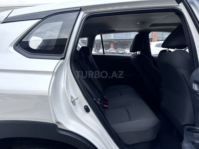 Toyota Corolla Cross-15