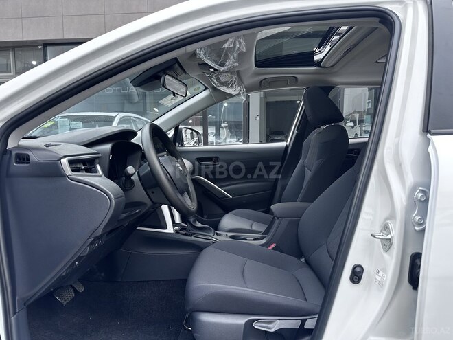 Toyota Corolla Cross-17