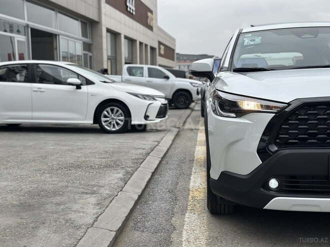Toyota Corolla Cross-4