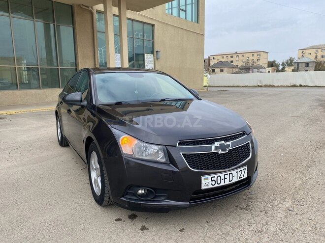 Chevrolet Cruze 2016, 288,000 km - 1.4 l - Salyan