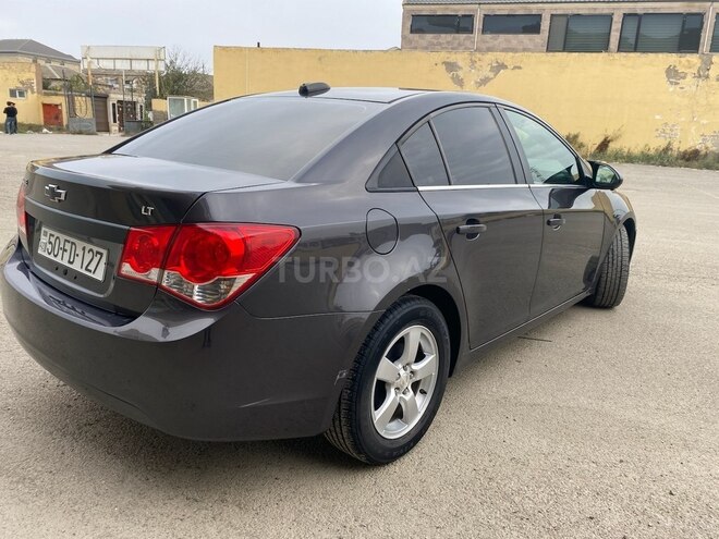 Chevrolet Cruze 2016, 288,000 km - 1.4 l - Salyan